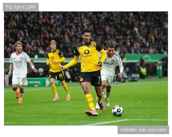 德甲本土球员出场时间占比下滑，英伦挖角成青训挑战